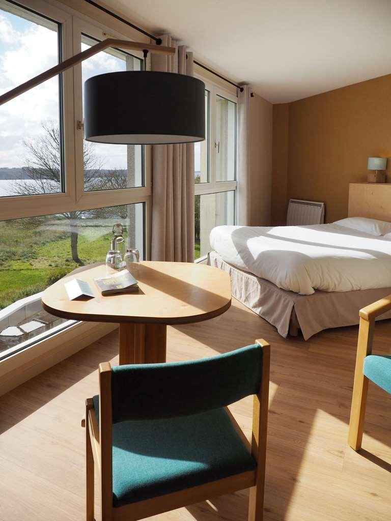 Logis Hotel Du Belvedere ブレスト 部屋 写真